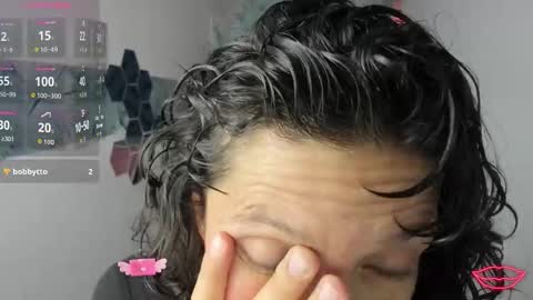 Snapshot of valery_more__ chatting on 02/27/26, 01:11 VALERY MORE online show from 02/27/26, 01:11