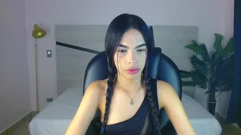 Snapshot of valery_restrepo chatting on 08/04/26, 08:44 valery_restrepo online show from 08/04/26, 08:44