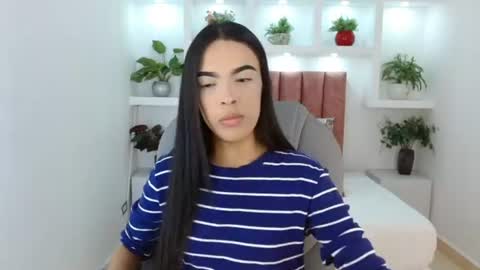 Snapshot of valery_restrepo chatting on 08/08/26, 05:59 valery_restrepo online show from 08/08/26, 05:59