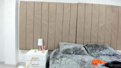 Snapshot of valery_slim18 chatting on 02/16/26, 12:01 valery online show from 02/16/26, 12:01