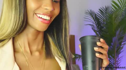 Valery swan1 online show from 11/08/25, 02:23