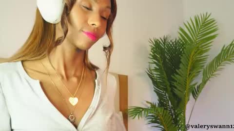 Valery swan1 online show from 02/12/26, 06:08