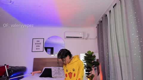 Valery online show from 01/17/25, 03:43