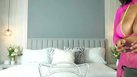 Carla online show from 10/25/25, 11:40