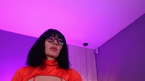 Carla online show from 07/18/26, 11:14