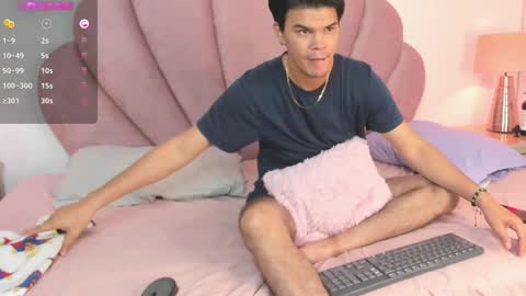 Valery Stonne  online show from 12/12/24, 10:42