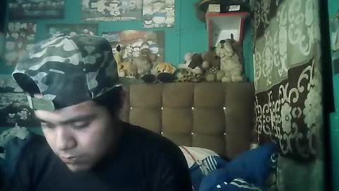 Valesh19 online show from 11/22/25, 02:43