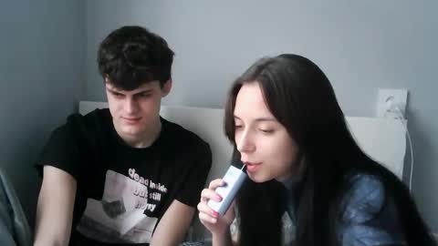 valesios online show from 11/25/25, 10:04