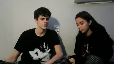 valesios online show from 12/22/25, 11:46