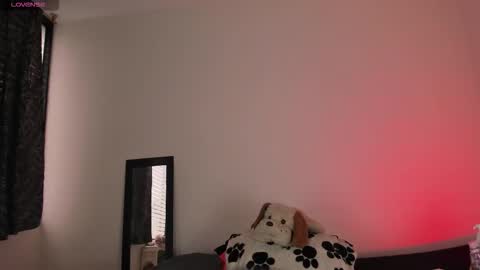 ValeStone  online show from 11/06/25, 09:37