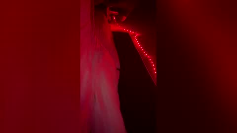 valevaweheart online show from 05/18/26, 01:24