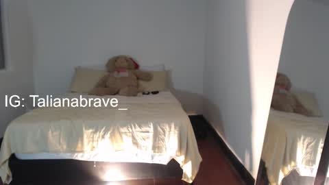 VALIENTE  online show from 11/23/25, 05:29