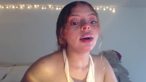 Snapshot of valientegirl_ chatting on 02/03/26, 12:53 VALIENTE online show from 02/03/26, 12:53