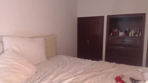 Snapshot of valientegirl_ chatting on 03/02/26, 05:08 VALIENTE online show from 03/02/26, 05:08