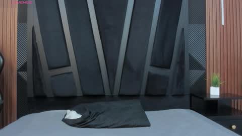 VALKA ROSS online show from 10/30/25, 11:16