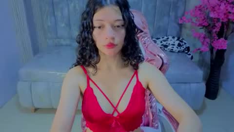 Snapshot of valkiria_ardent_s chatting on 06/19/26, 01:15 Valkiria online show from 06/19/26, 01:15