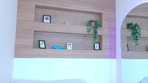 Snapshot of valkiriascarlett chatting on 06/19/26, 07:06 valkiriascarlett online show from 06/19/26, 07:06