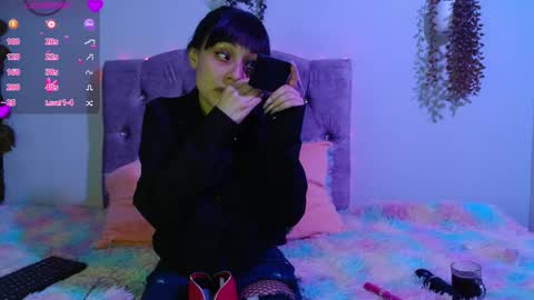 valkiry_ online show from 03/21/26, 10:13