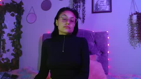 valkiry_ online show from 04/10/26, 08:57