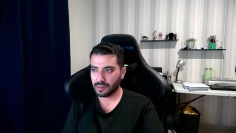 Roberto Carlos online show from 10/24/25, 11:45