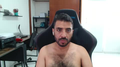 Snapshot of vallartamexi chatting on 03/28/26, 11:15 Roberto Carlos online show from 03/28/26, 11:15