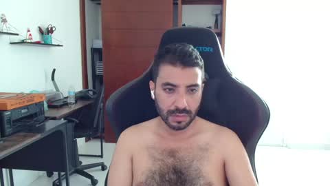 Snapshot of vallartamexi chatting on 05/02/26, 11:21 Roberto Carlos online show from 05/02/26, 11:21