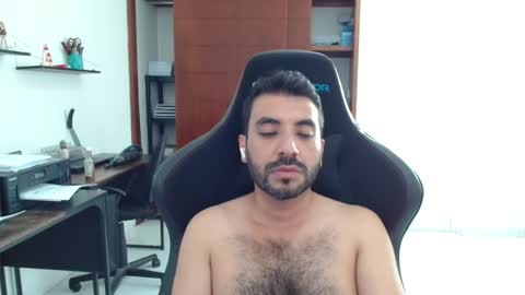 Snapshot of vallartamexi chatting on 05/09/26, 10:59 Roberto Carlos online show from 05/09/26, 10:59