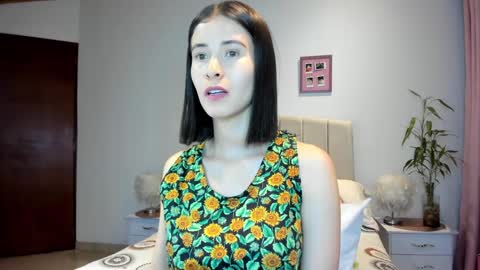 Snapshot of vallejo_macarena chatting on 01/14/25, 01:58 Macarena online show from 01/14/25, 01:58