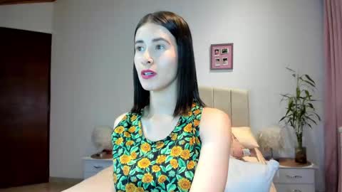Snapshot of vallejo_macarena chatting on 03/03/25, 01:21 Macarena online show from 03/03/25, 01:21