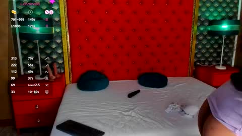 Valerie Val V online show from 10/17/25, 08:28