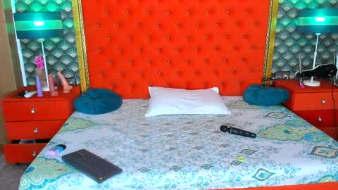 Snapshot of valleriejonnes chatting on 04/28/26, 03:11 Valerie Val V online show from 04/28/26, 03:11