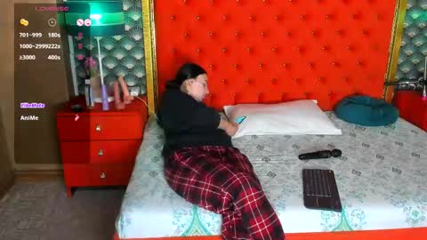 Snapshot of valleriejonnes chatting on 05/22/26, 11:05 Valerie Val V online show from 05/22/26, 11:05