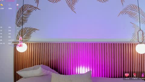 valleriie_ online show from 04/09/26, 03:39