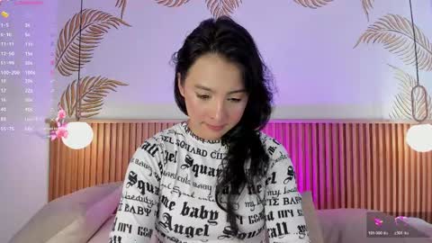 valleriie_ online show from 04/12/26, 04:23