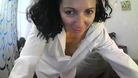 ValleriWind online show from 05/19/26, 01:56