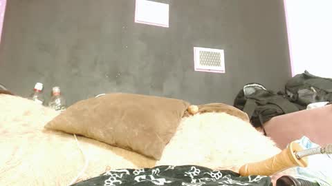 Valerie online show from 01/18/25, 01:52