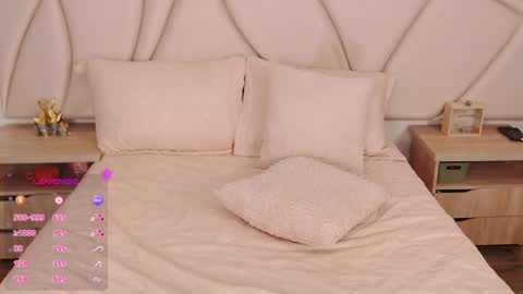 Vallery online show from 03/02/25, 01:26