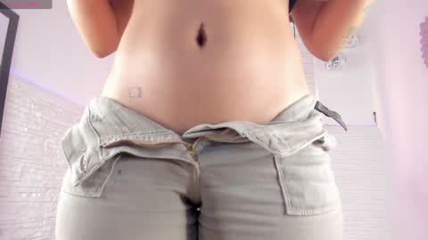 Vallolet Peach  online show from 12/28/24, 12:13