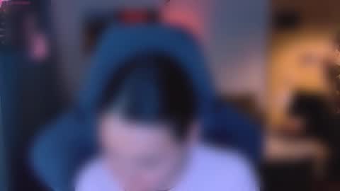 Little Devil online show from 11/02/25, 06:54