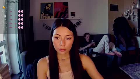 Little Devil online show from 04/11/26, 04:33