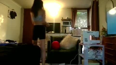 ValvettGreen online show from 10/27/25, 07:56