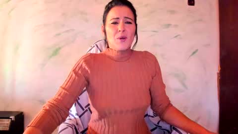 valentina online show from 12/20/24, 07:55