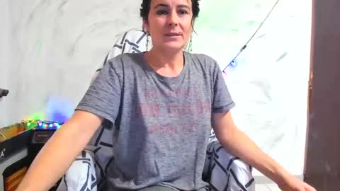 valentina online show from 12/24/24, 11:28