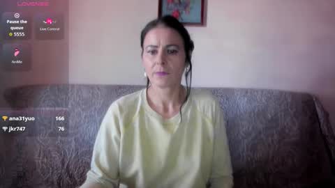 valentina online show from 10/19/25, 08:37