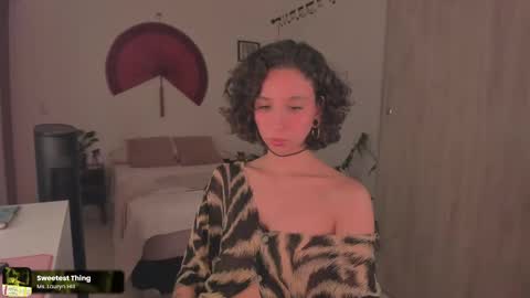 Snapshot of valyturner chatting on 05/25/26, 01:44 online show from 05/25/26, 01:44