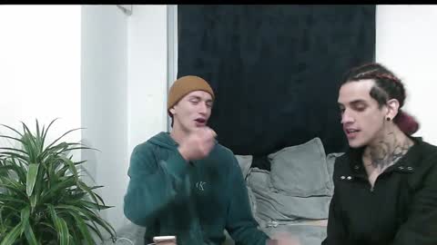 Vamp Noah and Dan online show from 12/28/24, 09:09