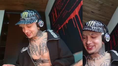 david guzman i model independenthelp me with a thumbs up online show from 02/26/25, 07:09