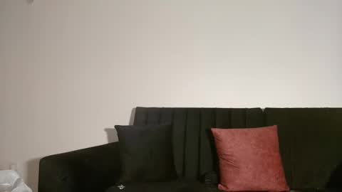 david guzman i model independenthelp me with a thumbs up online show from 03/08/25, 01:17