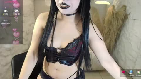vampkitty_r online show from 06/03/26, 02:33