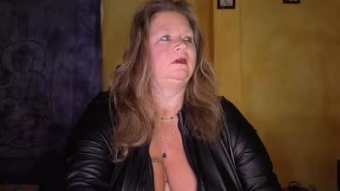 vampwoman online show from 02/08/26, 09:45